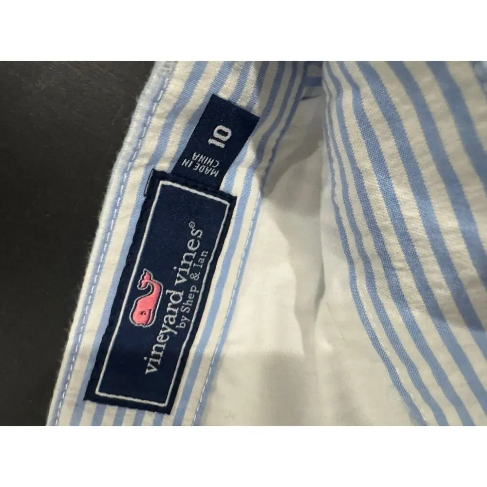 Vineyard Vines item refer all